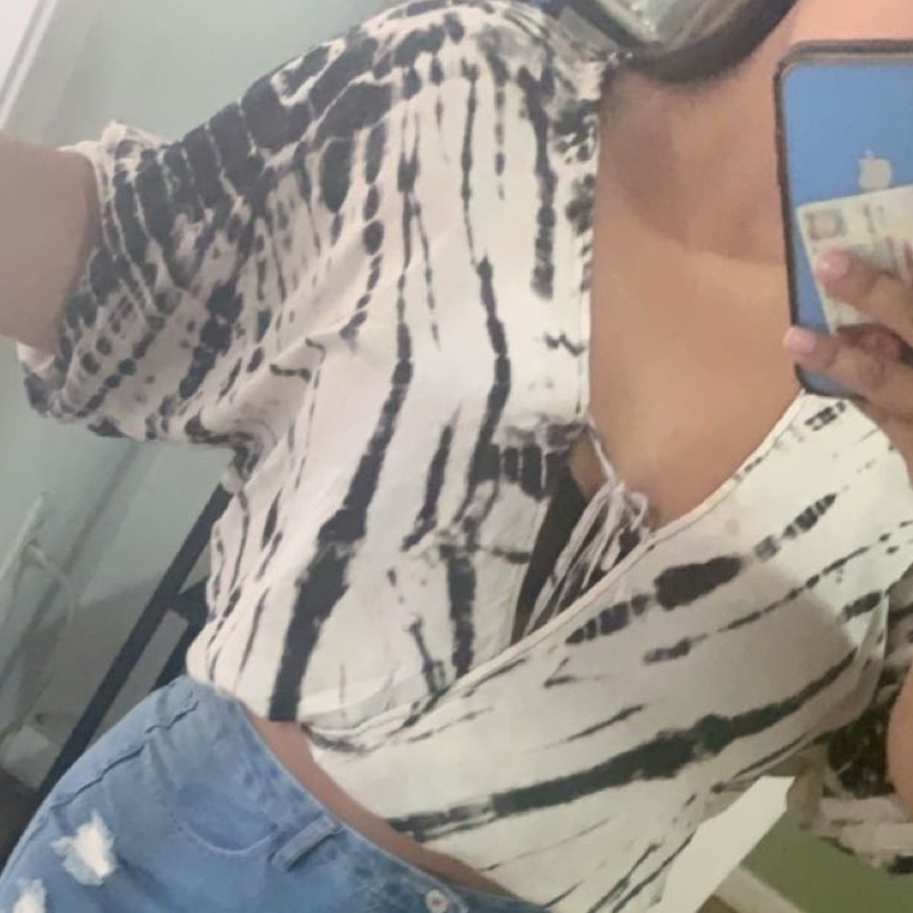 Tie dye adjustable shirt
